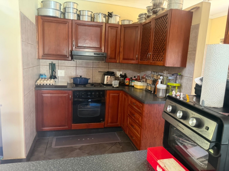 3 Bedroom Property for Sale in Waterval East North West